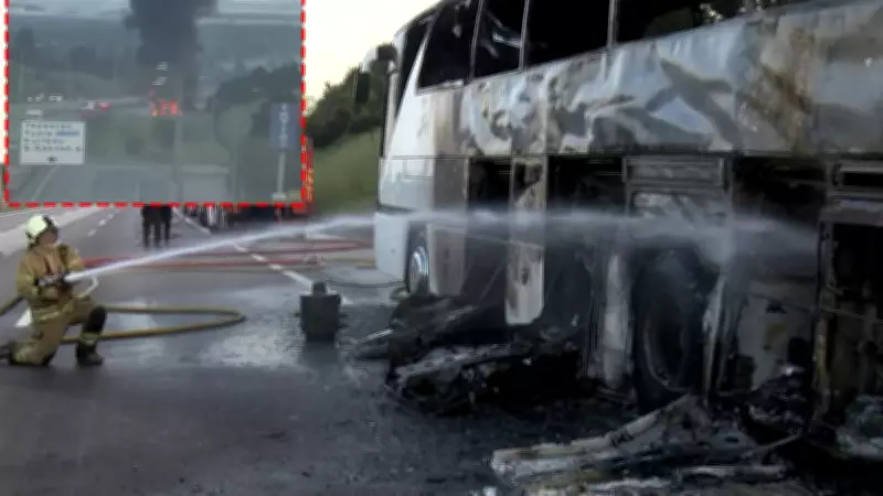 Tuzla TEM'de tur otobüsünde yangın: 43 yolcu tahliye edildi