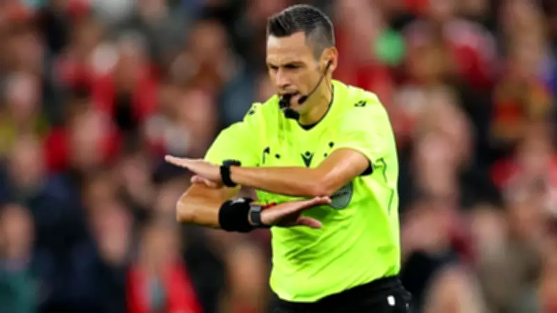 UEFA Avrupa Kupaları Finallerinde Hakemler Belli Oldu