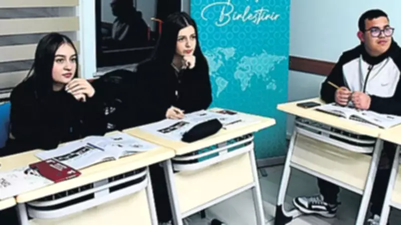 Yunus Emre Enstitüsü 4 Ayda 21 Bin 377 Kişiye Türkçe Öğretti