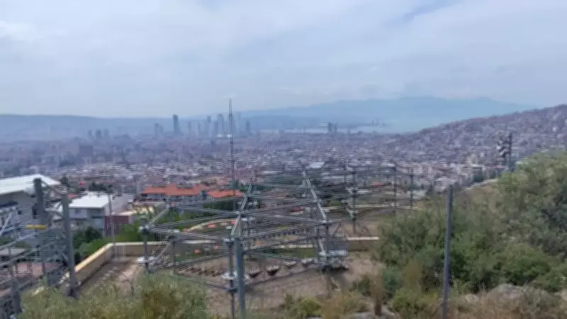 İZBB Başkanı Cemil Tugay, 200 Milyonluk Macera Parkı'nı Çürümeye Terk Etti