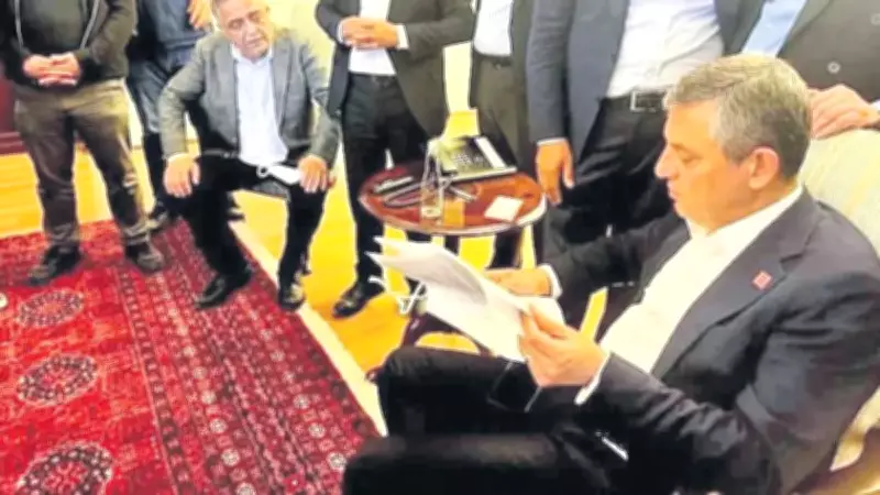 Özgür Özel'in yırtma videosu kurgu çıktı: Rol yaptığı ortaya çıktı