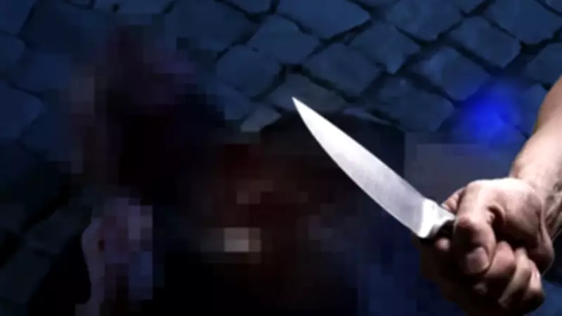 İzmir Urla'da korkunç cinayet: Akrabasının boğazını kesip kahvehanenin önüne attı