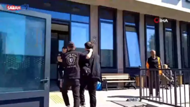 İzmir'de 58 yıl 5 ay 7 gün kesinleşmiş hapis cezası bulunan firari yakalandı