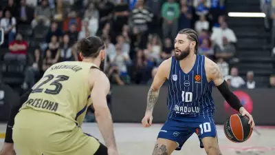Anadolu Efes'te Isaia Cordinier Ameliyat Oldu, 4 Ay Sahalardan Uzak Kalacak
