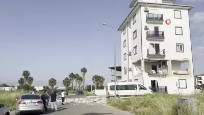 Antalya'da ev tüpü patlaması: 1 yaralı, bina ve araçlar hasar gördü