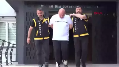 Babasının ricasıyla işe aldığı muhasebeci patronunu boğazını keserek öldürdü