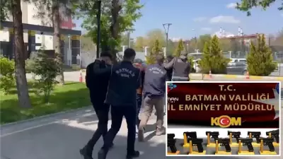 Batman'da 2 Araçta 13 Tabanca Ele Geçirildi, 3 Gözaltı