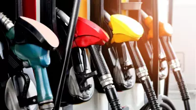 Benzine 14 Mayıs'ta Zam Geldi! İşte Güncel Akaryakıt Fiyatları