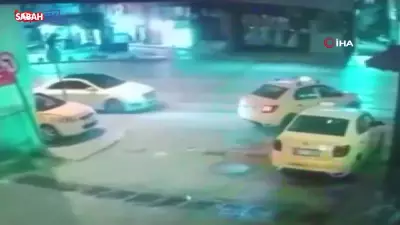 Bursa'da hatalı dönüş kazası: Motosikletli sürücü yaralandı