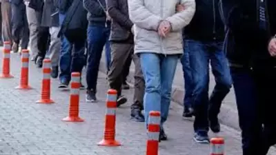 Diyarbakır merkezli 9 ilde gizli soruşturmacı operasyonu: 405 gözaltı