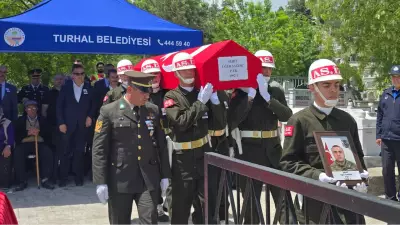 Şehit askerin cenazesi 14 yıl sonra ailesinin isteğiyle İstanbul'a nakledildi