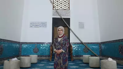 Emine Erdoğan, Kazakistan'da Hoca Ahmet Yesevi Türbesi'ni Ziyaret Etti