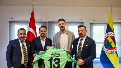 Fenerbahçe, Tarık Çetin'in Sözleşmesini 3 Yıl Uzattı