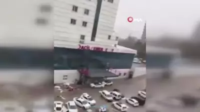 Gaziantep'te süper hücre felaketi: Hortum adamı fırlattı, şehir talan oldu