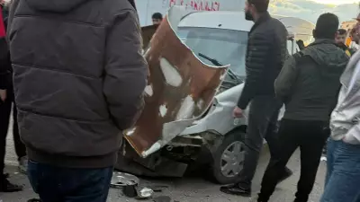 Hakkari Yüksekova'da zincirleme kaza: 12 yaralı