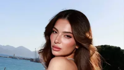Melisa Aslı Pamuk Cannes'da Yeşil Elbisesiyle Kırmızı Halıda Büyüledi