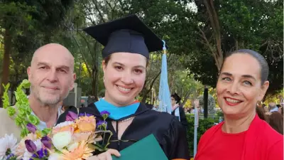 Neşe Erberk'in Kızı Alin Gurdikyan Miami Üniversitesi'nden Mezun Oldu