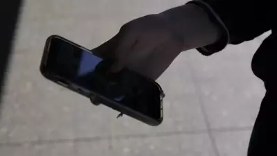Sosyal Medya Küresel Nüfus Krizinin Görünmeyen Nedeni mi? 'Akıllı Telefonlar Yayıldı, Doğum Oranları Çöktü!'