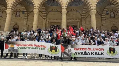 İsrail'in Küresel Sumud Filosu'na saldırısı Türkiye'de protesto edildi