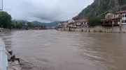 Amasya'da sel riski nedeniyle okullar tatil edildi
