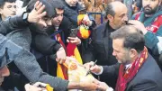 Şampiyonluk Günü Coşkusu: Taraftarlar Sokaklara Döküldü