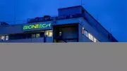 BioNTech COVID-19 aşı üretimini Pfizer'a devrediyor, tesisler kapanıyor