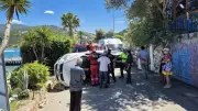 Bodrum'da otomobil taş duvara çarptı: Sürücü yaralı kurtarıldı