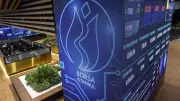 Borsa İstanbul'da BIST 100 günü rekor seviyeden tamamladı