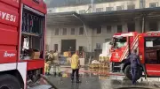 Esenyurt'ta Plastik Fabrikasında Yangın Paniği