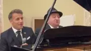 Fransa Cumhurbaşkanı Macron ve Paşinyan'dan canlı müzik performansı