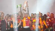 Galatasaray şampiyonluk kupasına kavuştu! Dört dörtlük kutlama gecesi