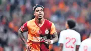 Galatasaray nefes nefese şampiyon oldu: Antalyaspor'u 4-2 yendi