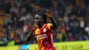 Galatasaray'da Renato Nhaga ilk 11'de yer aldı