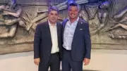 Hakan Safi'den Sadettin Saran'a kongre ziyareti