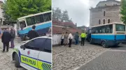 Karabük'te freni boşalan dolmuş tarihi hamam duvarına çarptı