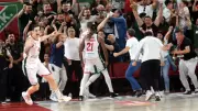Karşıyaka son haftada Bursaspor'u yenerek ligde kaldı