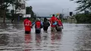 Kenya'da Şiddetli Yağışlar 10 Can Aldı, Köprüler Yıkıldı