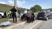 Malatya'da İki Otomobil Çarpıştı: 3 Kişi Yaralandı