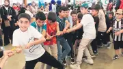 Çocuklar tabletleri bıraktı, mahallede geleneksel oyunlarla buluştu