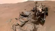 Perseverance Mars'ta Jezero Krateri'nde Özçekim Yaptı