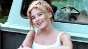 Pınar Aylin kızı Maya ile Bebek'te görüntülendi