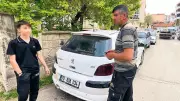 Polisten kaçan 13 yaşındaki çocuk evinin önünde yakalandı