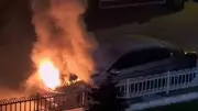 Safranbolu'da Park Halindeki Otomobil Alev Alev Yandı