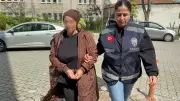 Samsun'da yeğeninin altınlarını çalan teyze gözaltına alındı
