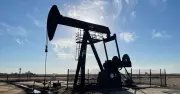 Trump'tan Petrol İhracatı Mesajı: ABD Enerji Sevkiyatında Kısıtlama Planlamıyor