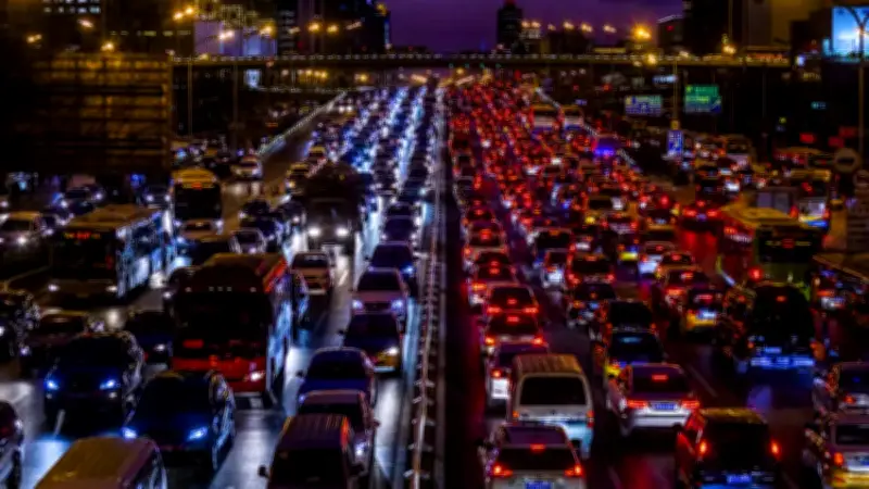 12 Gün Süren Trafik Sıkışıklığının Akılalmaz Nedeni