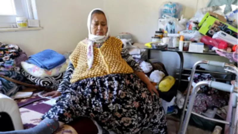 15 yıldır yatağa hasret kadının karnından 40 kilo kitle çıktı