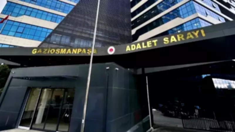 17 yaşında ailesini katleden B.Y. davasında yetkisizlik kararı