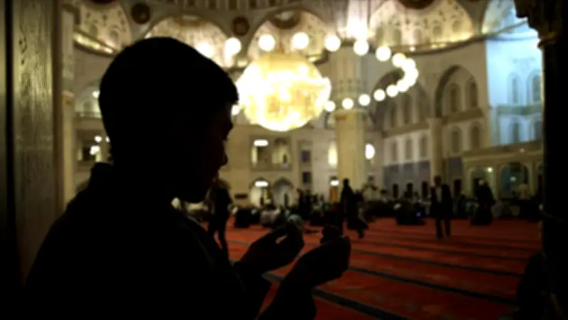 2026 Mevlid Kandili Ne Zaman? Kandil Gecesi İbadetleri ve Detaylar