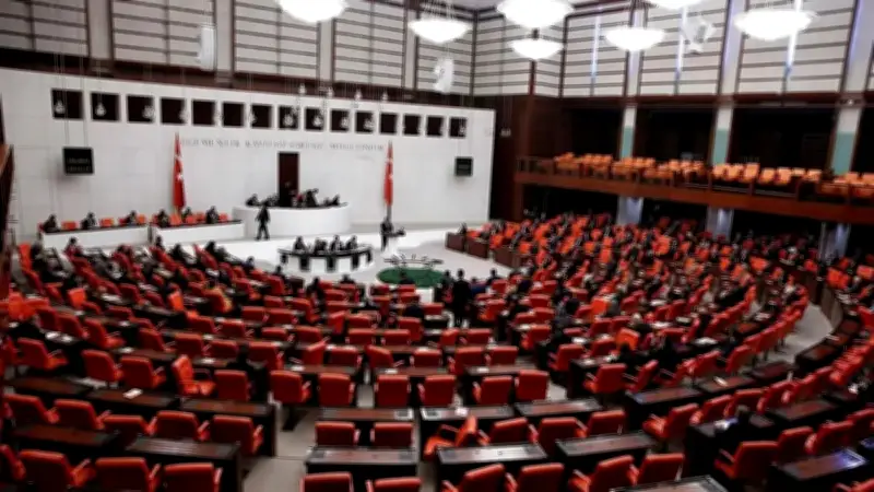 2026 Torba Yasa: Kademeli Emeklilik Var Mı, Ne Zaman Yürürlüğe Girecek?